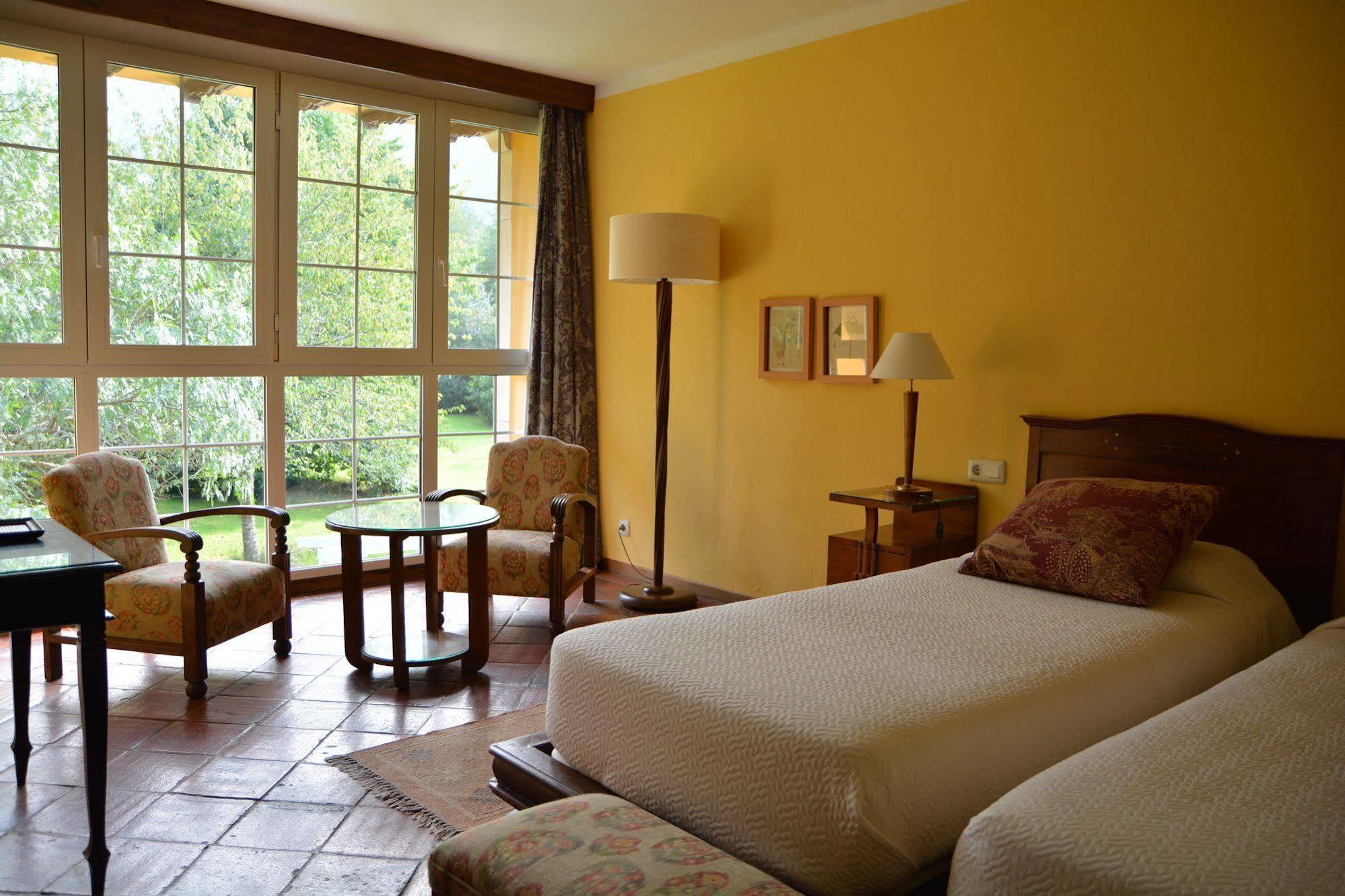 Hotel El Habana Llanes La Pereda de Llanes Esterno foto